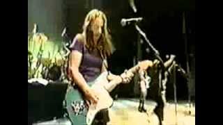 Go-Go&#39;s - The Whole World Lost Its Head (Live in Atlanta &#39;00)