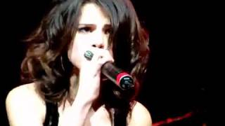 Selena Gomez bidi bidi bom bom