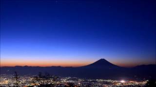 preview picture of video '甘利山からの富士山と甲府市の夜景（微速度撮影）'