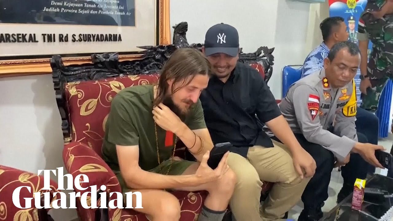 New Zealand pilot speaks to family after release by West Papua rebels