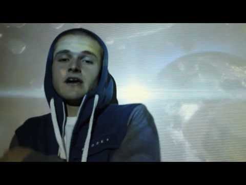 Seki & Dj Rezumé - Viacmenej (Official Video)