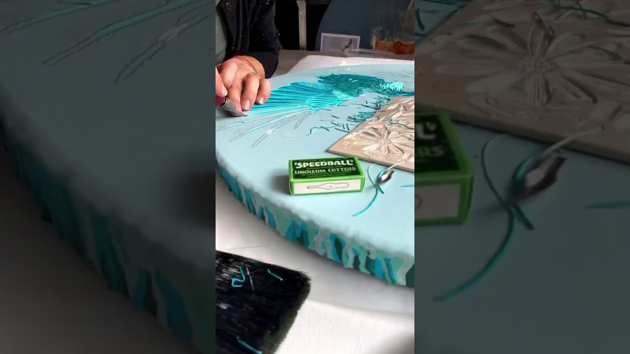 Look at how detailed the feathers look 🤯