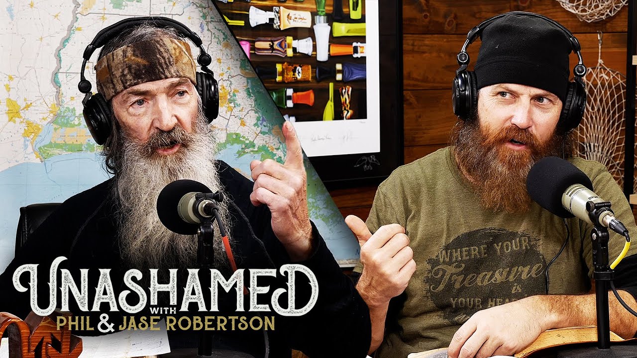 Ep 617 | Phil's Recovery from Back Surgery — in Crazy Detail & Jase Calls a Preacher's Deadly Bluff