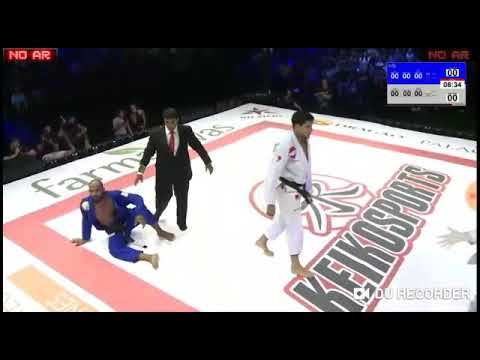 #ERBERTH #BRIGA #BANIDO #JIUJITSU Briga Erberth Santos agredindo público no Bjj Stars