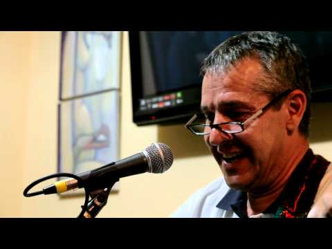 Daniel Iancu - Cyber Love (Pizzeria La Bomba / www.fotonstudio.ro)