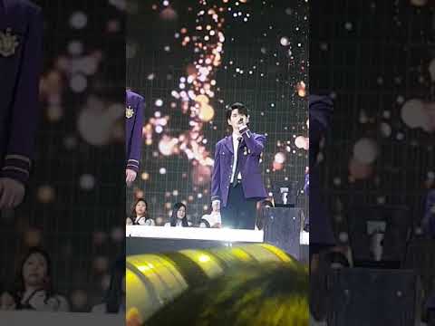 [190106] 골든디스크 | 워너원 옹성우 직캠 (WannaOne / Ong Seong Wu) - 이자리에 (Always) by 옹그리