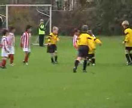 Lunteren f4 thuis, op een kluitje