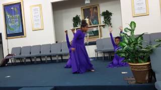 Tamela Mann- This Place praise dance- by Purity ( Mikyla, Jalia, and Nazarria)