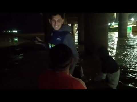 Salió pesca nocturna en puerto general San Martín 