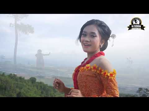 Neng Dila - Bangbung Hideung (Official Music Video)