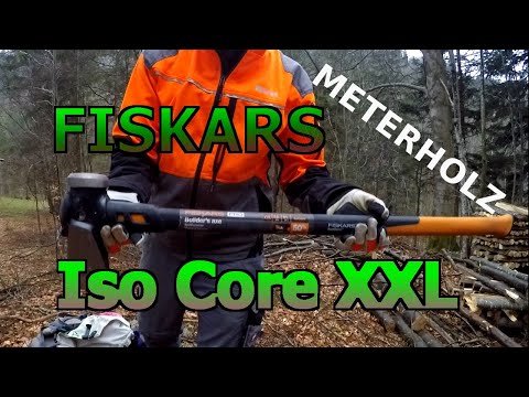 Meterholz mit Fiskars ISOCORE XXL Spathammer machen