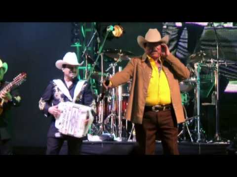 Los Invasores de Nuevo León 'El Reencuentro' Vol 1 en Vivo - Mi Casa Nueva ( Video Oficial )