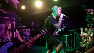 New Found Glory- Happy Being Miserable (Live)