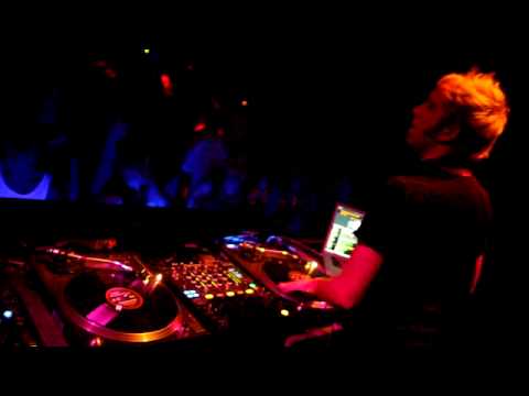 A Skillz live at TapTab Club, Switzerland (No.1)