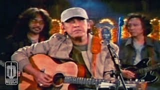 Download lagu Iwan Fals - Yang Tercinta mp3 Download lagu Iwan Fals - Yang Tercinta mp3