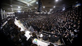 החתונה - א | נכדת האדמו"ר מצאנז עם החתן בן ר' אלימלך בידרמן | R' Elimelech Biderman - Sanz Wedding