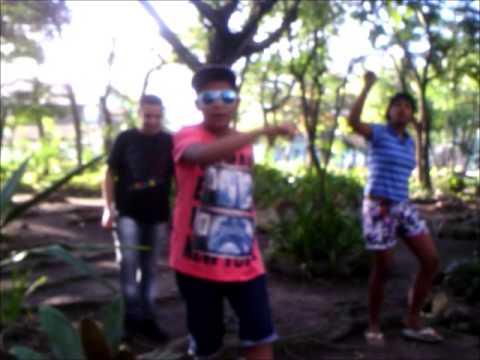 Mc Tan Tan  ( Pra Lá,Pra Cá)  official video