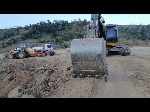 Construção no povoado lameiro em mar vermelho al 
