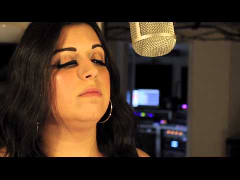 Alexsia Louca & Paul White - Feeling Good (Nina Simone Acoustic Cover)