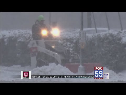 Fort Wayne navigates dangerous roads on first day of winter storm