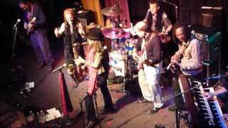 Amy Lou's  Blues & Sylvia rockin' out  5/20/09