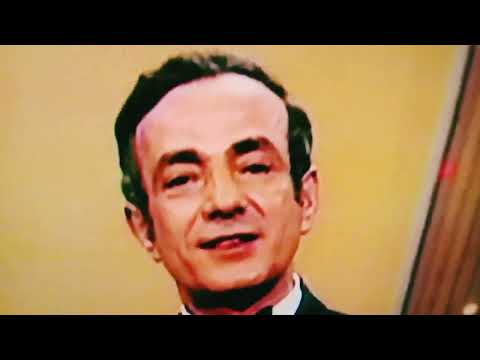 🎭 Guy Marks comedy sketch 🎵my home town 🎵🎭