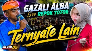 Download lagu Sekedar Mauk Cerite Seninen Malik Merarik Sengsarelah Badan TERNYATE LAIN Gazali Alba 05 mp3 Download lagu Sekedar Mauk Cerite Seninen Malik Merarik Sengsarelah Badan TERNYATE LAIN Gazali Alba 05 mp3