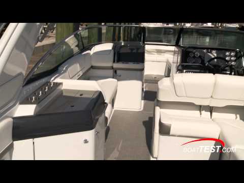 Formula 310 Bowrider Features 2015- By BoatTest.com