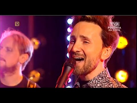 Kriss Sheridan performing "Tomorrow" on TVP Polonia