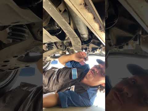 NA Miata Squeaking?? Replacing the Driveshaft on my MX-5 #miata #mechanic #mx5 #JDM #cars