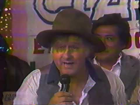 Tulio Loza y Hugo Loza - En la Mira del Éxito