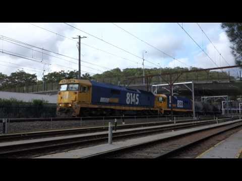 4124 2 x 81 class with 3 wagons