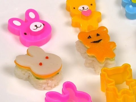 CLOSED: Giveaway Cute Cutters: Halloween Party Snacks ハロウィンパーティースナック
