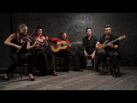 Alexey Starodubtsev - Pistola y cuchillo