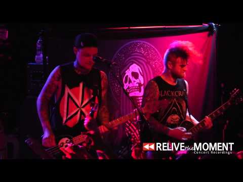 2015.02.17 The Amity Affliction - Chasing Ghosts (Live in Chicago, IL)