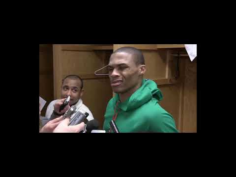 League of Legends: the luckiest man Be like ok.........