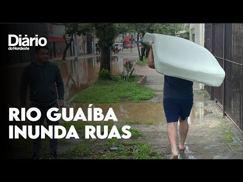 Nível do Rio Guaíba é considerado o maior em 83 anos e inunda ruas de Porto Alegre