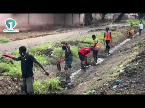 Clean Up Accra: Zoomlion, Channel One TV & Ghana Police Clear Choked Drains to Reduce Flooding