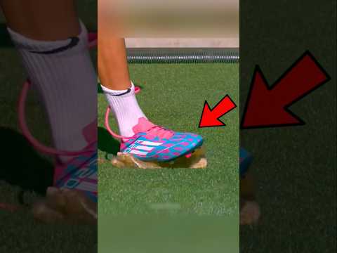 Football-ல் இந்த Shoes போடக்கூடாது !!