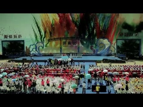 SWATCH GIRLS PRO China 2011 - Highlights of Day 1