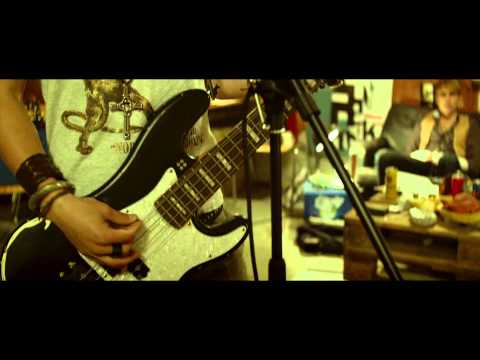 SYSTEMFEHLER - WENN INGE TANZT - Ausschnitt "Konsuminfarkt" HD Deutsch