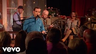 Bradley Walker - Pray For God (Live)