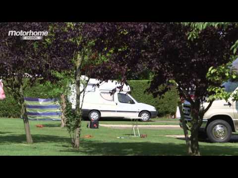 MHC S04E25 - TRAVEL & CAMPSITES Cotswolds (Part 2)