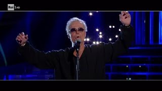 Filippo Bisciglia interpreta Franco Califano: &quot;Minuetto&quot; - Tale e Quale Show 07/10/2017