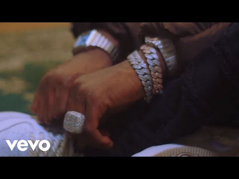 Lekkzy Young - Ta Ta Ta ft. Mayzee