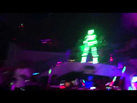 TIESTO and HALO at LIV MIAMI JULY 5, 2012