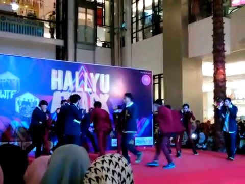 160221 SEVENTEAM - Rock + Mansae & Adore U Remix at Hallyu Attack - TangCity Mall