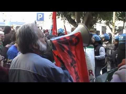 Cagliari scontri 25 aprile 2012