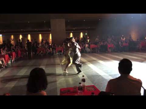  Fatima Vitale  and  Javier Rodriguez  are  dancing  to  "  Milonga, Vieja Milonga  "  by  Juan D'Arienzo  at  Taipei Tango Festival  in  2016