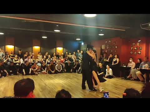 Agustín Rojas y Eva Youn #1.Y la perdí - Anibal troilo @milongalocainseoul, Tango club Ocho 20250913